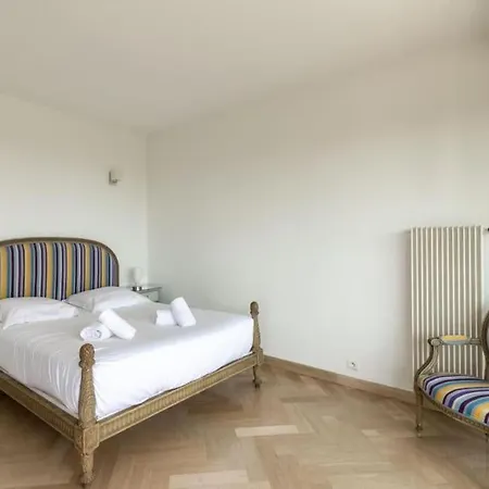 Superbe 3 Pièces Avec Piscine Et Tennis Appartamento