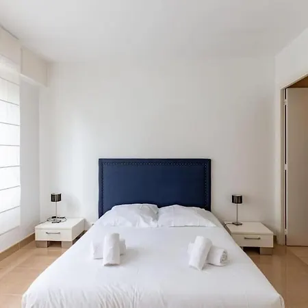 Superbe 3 Pièces Avec Piscine Et Tennis